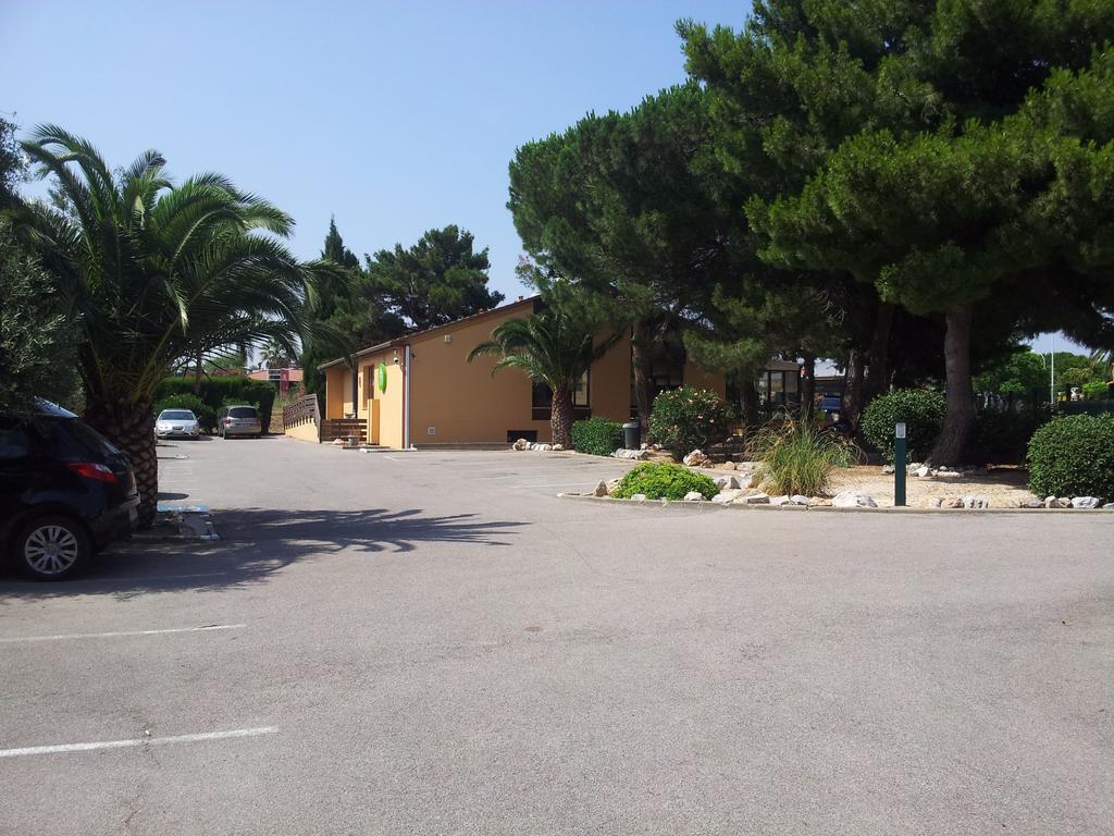 Готель Campanile Perpignan Sud Екстер'єр фото