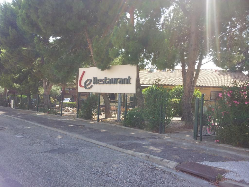 Готель Campanile Perpignan Sud Екстер'єр фото