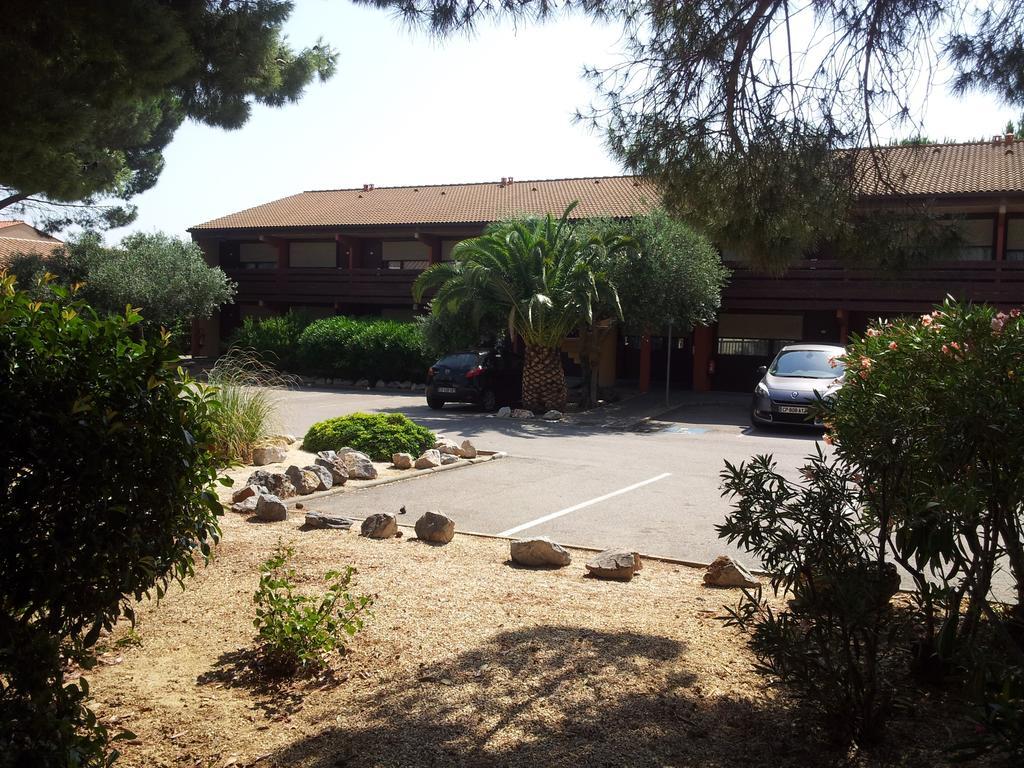 Готель Campanile Perpignan Sud Екстер'єр фото