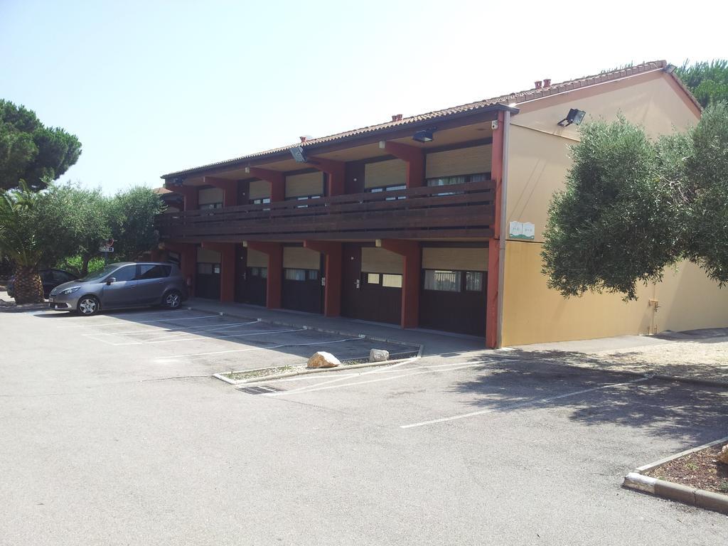 Готель Campanile Perpignan Sud Екстер'єр фото